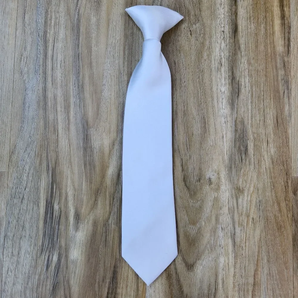 🩵Manzini Neckswear Collection White Pre-Tied Clip-on Tie Youth